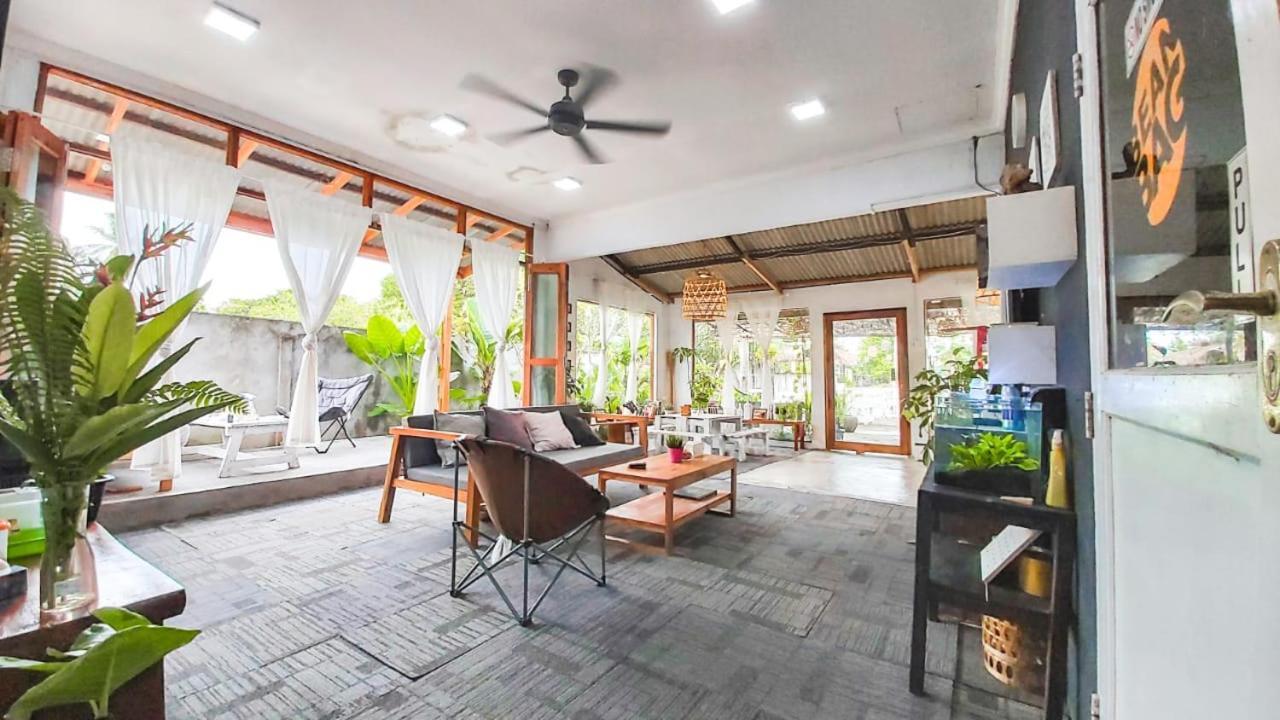 Auberge de jeunesse Beanbag Bintan Backpacker à Kangkakawal Extérieur photo