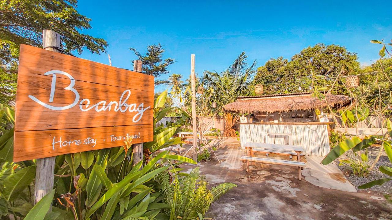 Auberge de jeunesse Beanbag Bintan Backpacker à Kangkakawal Extérieur photo