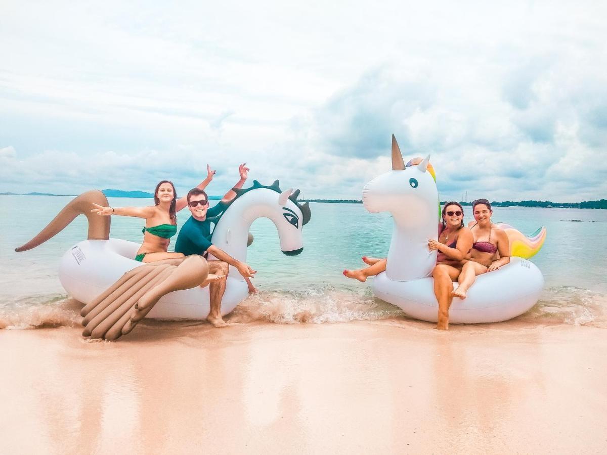 Auberge de jeunesse Beanbag Bintan Backpacker à Kangkakawal Extérieur photo