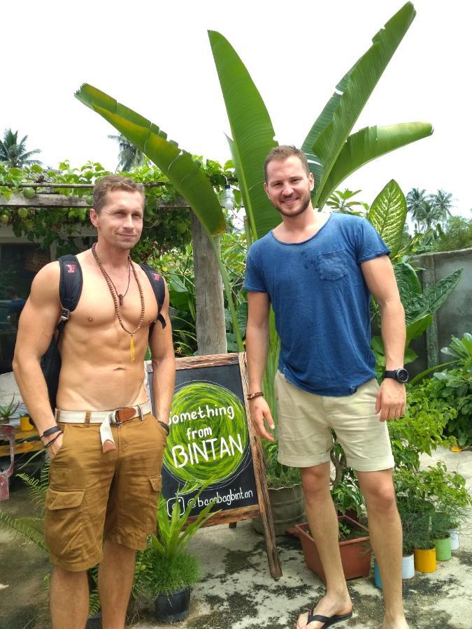 Auberge de jeunesse Beanbag Bintan Backpacker à Kangkakawal Extérieur photo