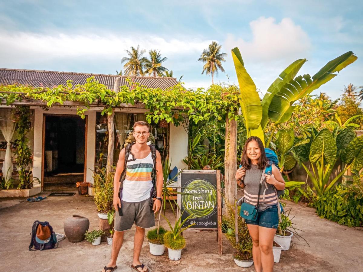 Auberge de jeunesse Beanbag Bintan Backpacker à Kangkakawal Extérieur photo